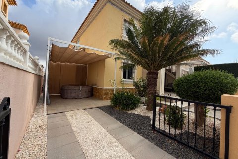 Bungalow till salu i Los Dolses, Alicante, Spanien 2 sovrum, 60 kvm. Nr. 196440 - foto 6