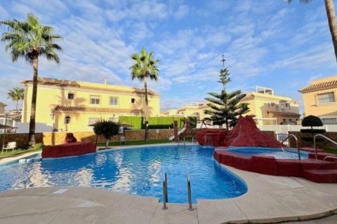 Bungalow till salu i Los Dolses, Alicante, Spanien 2 sovrum, 60 kvm. Nr. 196440 - foto 2
