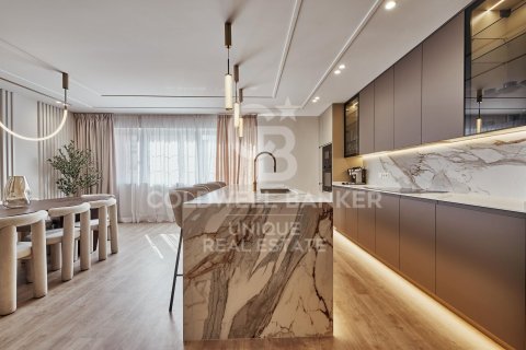 Продажа квартиры в Мадрид, Испания 3 спальни, 162м2 №158571 - фото 25