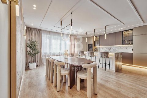 Продажа квартиры в Мадрид, Испания 3 спальни, 162м2 №158571 - фото 23