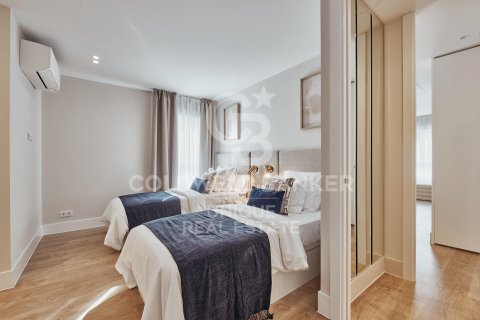 Продажа квартиры в Мадрид, Испания 3 спальни, 162м2 №158571 - фото 15