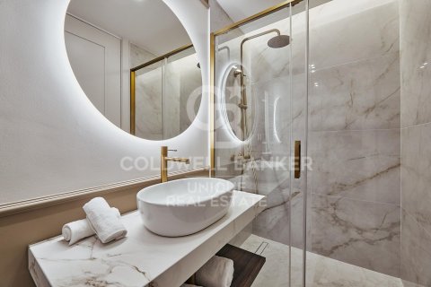 Продажа квартиры в Мадрид, Испания 3 спальни, 123м2 №158572 - фото 25