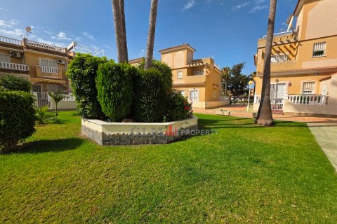 Apartamento en venta en Los Alcázares, Murcia, España 3 dormitorios,  No. 193433 - foto 3