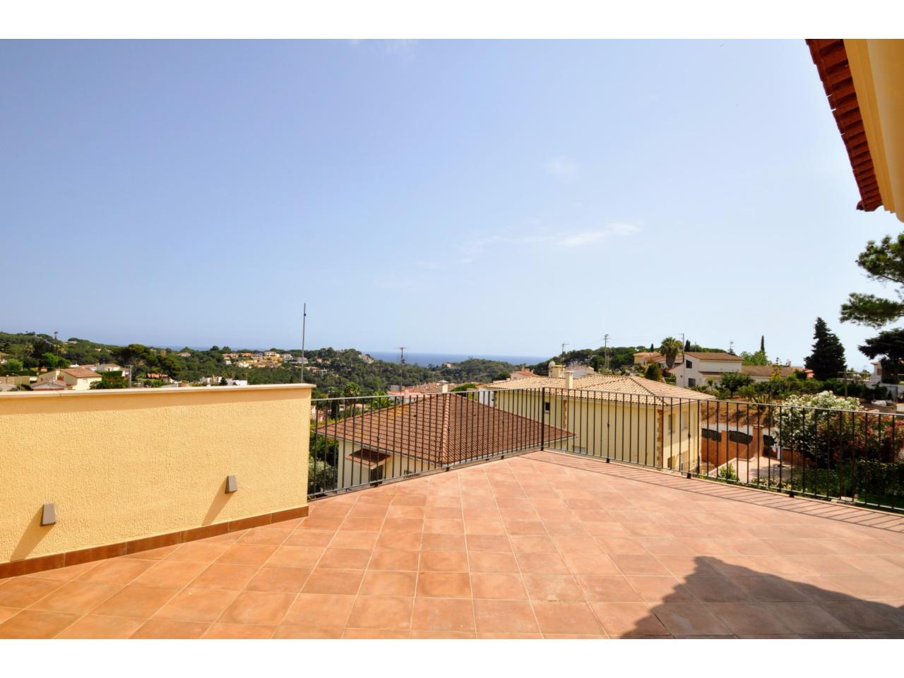 House in Lloret de Mar, Girona, Spanien 8 Schlafzimmer,  Nr. 140803