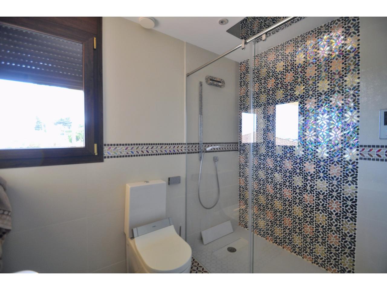 House in Lloret de Mar, Girona, Spanien 8 Schlafzimmer,  Nr. 140803