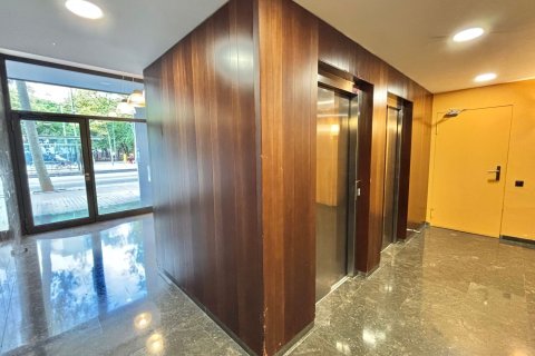 Apartamento en venta en Barcelona, España 2 dormitorios, 78 m2 No. 140806 - foto 29