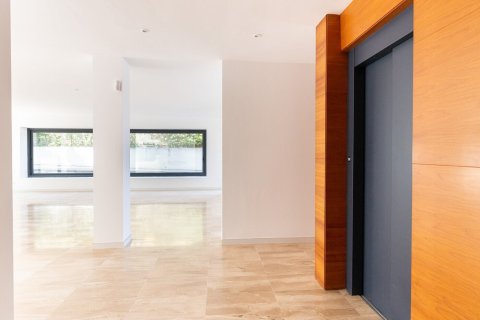 Продажа дома в Сан-Кугат-дель-Вальес, Барселона, Испания 4 спальни, №140801 - фото 13