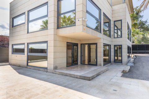 Продажа дома в Сан-Кугат-дель-Вальес, Барселона, Испания 4 спальни, №140801 - фото 3