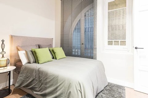 Apartamento en venta en Barcelona, España 2 dormitorios, No. 140805 - foto 22