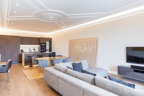 Apartamento en venta en Barcelona, España 2 dormitorios, No. 140805 - foto 4