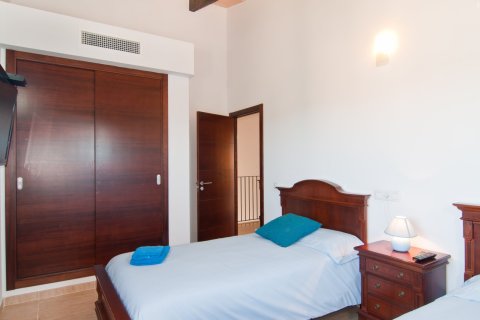 Finca en alquiler en Algaida, Mallorca, España 5 dormitorios, 250 m2 No. 155756 - foto 15