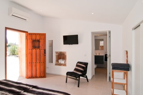 Finca en alquiler en Algaida, Mallorca, España 5 dormitorios, 250 m2 No. 155756 - foto 23