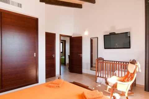 Finca en alquiler en Algaida, Mallorca, España 5 dormitorios, 250 m2 No. 155756 - foto 13