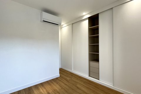 Apartamento en alquiler en Palma de Mallorca, Mallorca, España 3 dormitorios, 80 m2 No. 155752 - foto 12