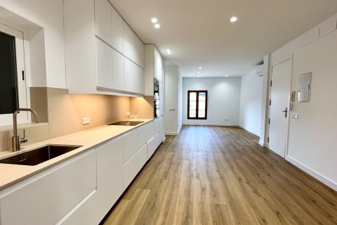 Apartamento en alquiler en Palma de Mallorca, Mallorca, España 3 dormitorios, 80 m2 No. 155752 - foto 5