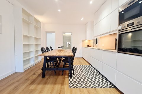 Dzīvoklis Palma de Majorca, Mallorca, Spānijā 3 istabas, 80 m2 Nr. 155752