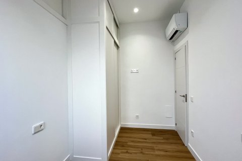 Apartamento en alquiler en Palma de Mallorca, Mallorca, España 3 dormitorios, 80 m2 No. 155752 - foto 16