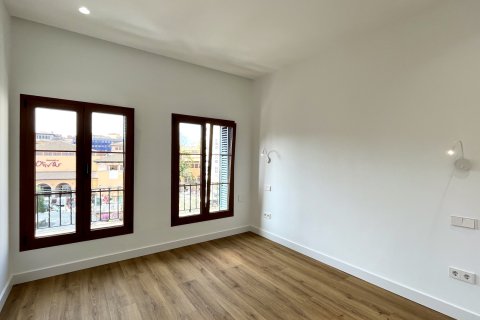 Apartamento en alquiler en Palma de Mallorca, Mallorca, España 3 dormitorios, 80 m2 No. 155752 - foto 6