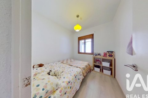 Продажа виллы в Камарлес, Таррагона, Испания 6 спален, 127м2 №184924 - фото 15