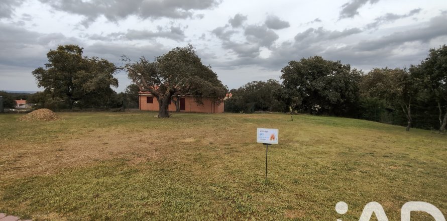 Zemes gabals Carrascal de Barregas, Salamanca, Spānijā 1100 m2 Nr. 184928