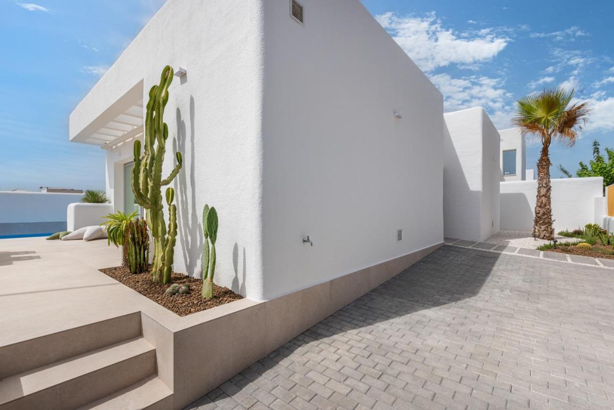 Villa à Los Alcazares, Murcia, Espagne 3 chambres, 121 m2 No. 97468