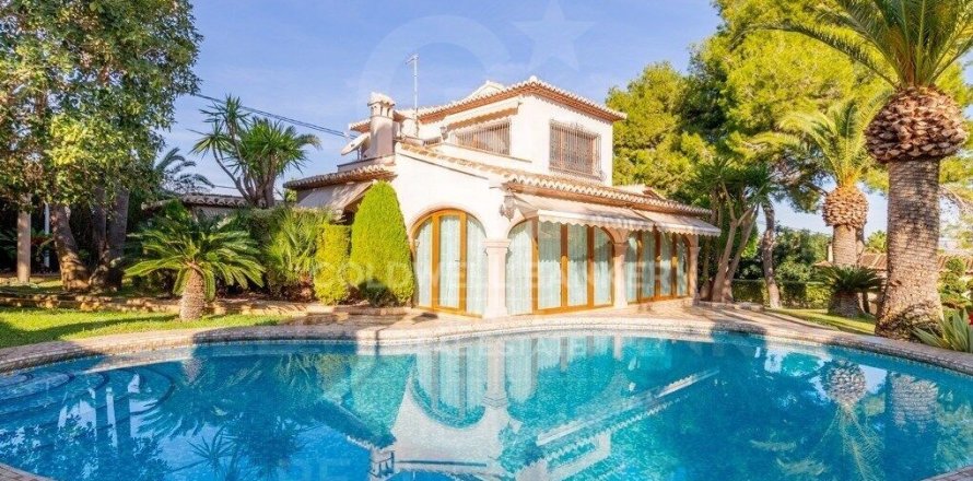Villa in Javea, Alicante, Spanien 3 Schlafzimmer, 229 m2 Nr. 160063