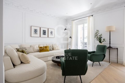 Huoneisto myytävänä Madrid, Espanja, 3 makuuhuonetta, 499 m2 No. 160062 - kuva 7