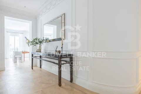 Huoneisto myytävänä Madrid, Espanja, 3 makuuhuonetta, 499 m2 No. 160062 - kuva 4