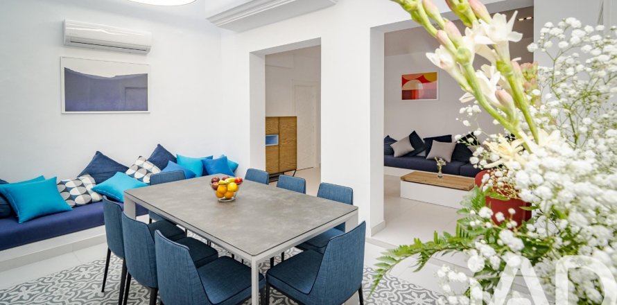 Вилла в Эстепона, Малага, Испания 4 спальни, 260м2 №152795