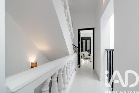 Продажа виллы в Эстепона, Малага, Испания 4 спальни, 260м2 №152795 - фото 24