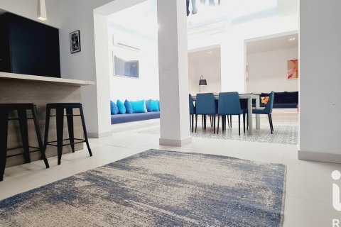 Продажа виллы в Эстепона, Малага, Испания 4 спальни, 260м2 №152795 - фото 7