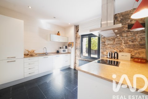 Продажа дома в Леон, Испания 5 спален, 707м2 №152798 - фото 18