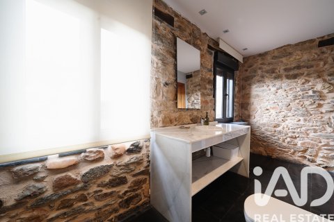 Продажа дома в Леон, Испания 5 спален, 707м2 №152798 - фото 9