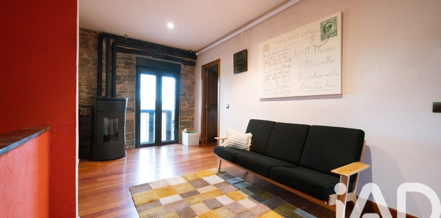 Дом в Леон, Испания 5 спален, 707м2 №152798