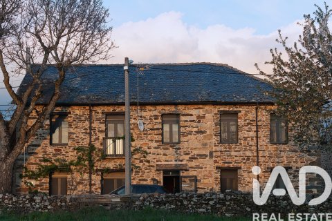 Продажа дома в Леон, Испания 5 спален, 707м2 №152798 - фото 20