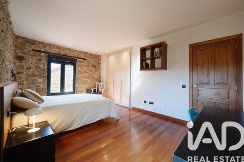 Продажа дома в Леон, Испания 5 спален, 707м2 №152798 - фото 27