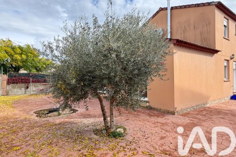 Dom w Vilallonga del Camp, Tarragona, Hiszpania 4 sypialnie, 181 mkw. nr 152800 – zdjęcie 27