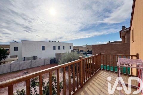 Dom w Vilallonga del Camp, Tarragona, Hiszpania 4 sypialnie, 181 mkw. nr 152800 – zdjęcie 24