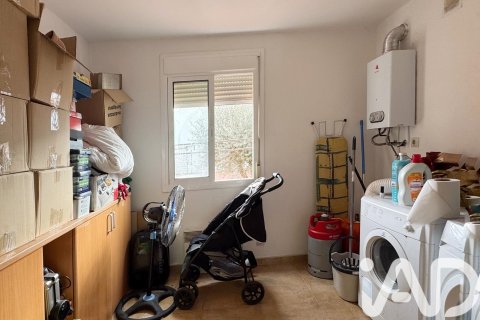 Dom w Vilallonga del Camp, Tarragona, Hiszpania 4 sypialnie, 181 mkw. nr 152800 – zdjęcie 11