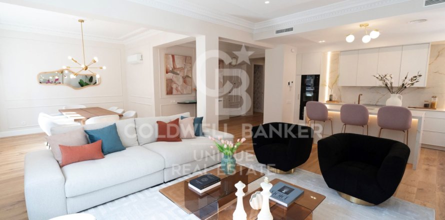 Huoneisto Madrid, Espanja 3 makuuhuonetta, 185 m2 No. 157789