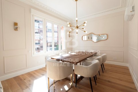 Huoneisto myytävänä Madrid, Espanja, 3 makuuhuonetta, 185 m2 No. 157789 - kuva 8