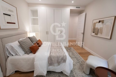 Huoneisto myytävänä Madrid, Espanja, 3 makuuhuonetta, 185 m2 No. 157789 - kuva 19