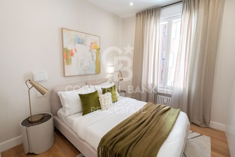 Apartamento en venta en Madrid, España 3 dormitorios, 185 m2 No. 157789 - foto 13