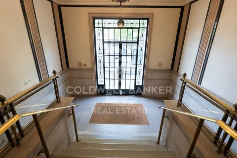 Huoneisto myytävänä Madrid, Espanja, 3 makuuhuonetta, 185 m2 No. 157789 - kuva 22
