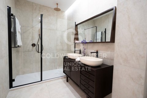 Huoneisto myytävänä Madrid, Espanja, 3 makuuhuonetta, 185 m2 No. 157789 - kuva 14