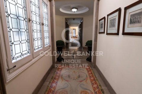 Huoneisto myytävänä Madrid, Espanja, 3 makuuhuonetta, 185 m2 No. 157789 - kuva 21