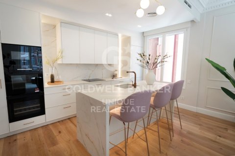 Huoneisto myytävänä Madrid, Espanja, 3 makuuhuonetta, 185 m2 No. 157789 - kuva 7
