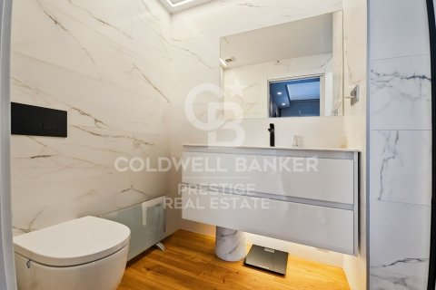 House for sale in Esplugues de Llobregat, Barcelona, Spain 4 bedrooms, 255 sq.m. No. 157791 - photo 6