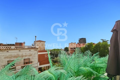 Продажа дома в Эсплугес-де-Льобрегат, Барселона, Испания 4 спальни, 255м2 №157791 - фото 3