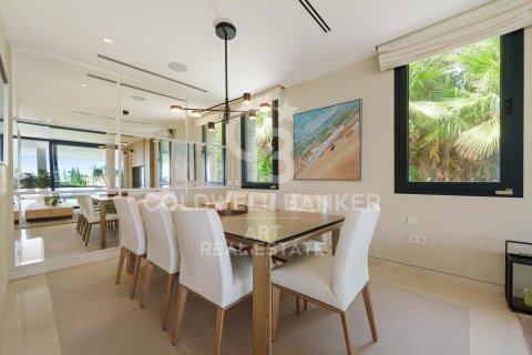 House for sale in Marbella, Malaga, Spain 5 bedrooms, 473 sq.m. No. 157790 - photo 4